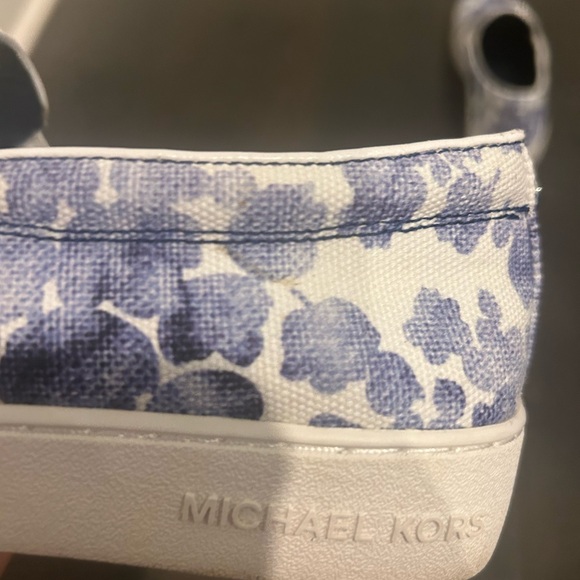 Michael Kors Keaton floral slip on sneaker - Picture 11 of 15